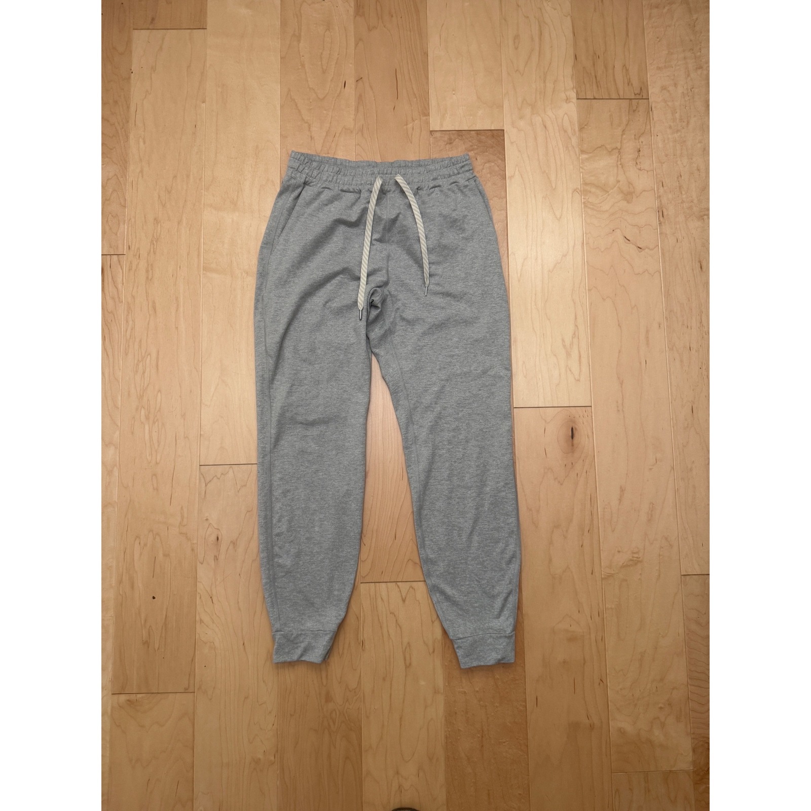 Vuori Women Joggers Athleisure Loungewear Gorpcore Minimalist Xs